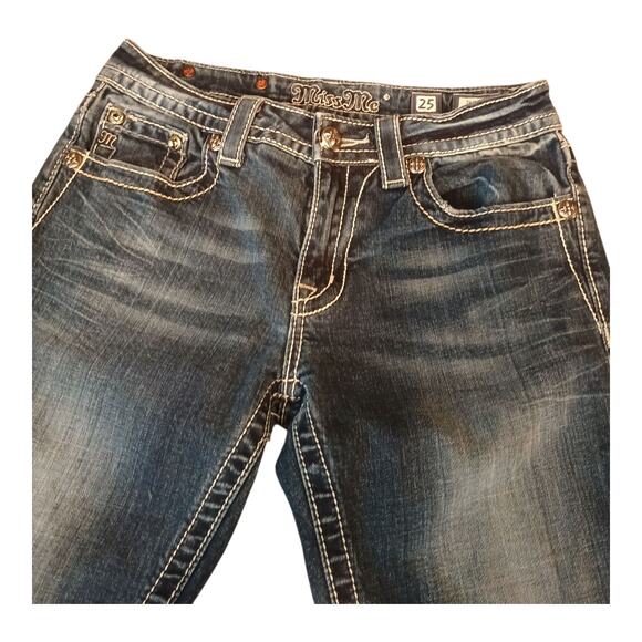 Miss Me Women's‎ Boyfriend Capri Jeans Bling Embroidery Medium Wash Size 25 - Picture 3 of 12